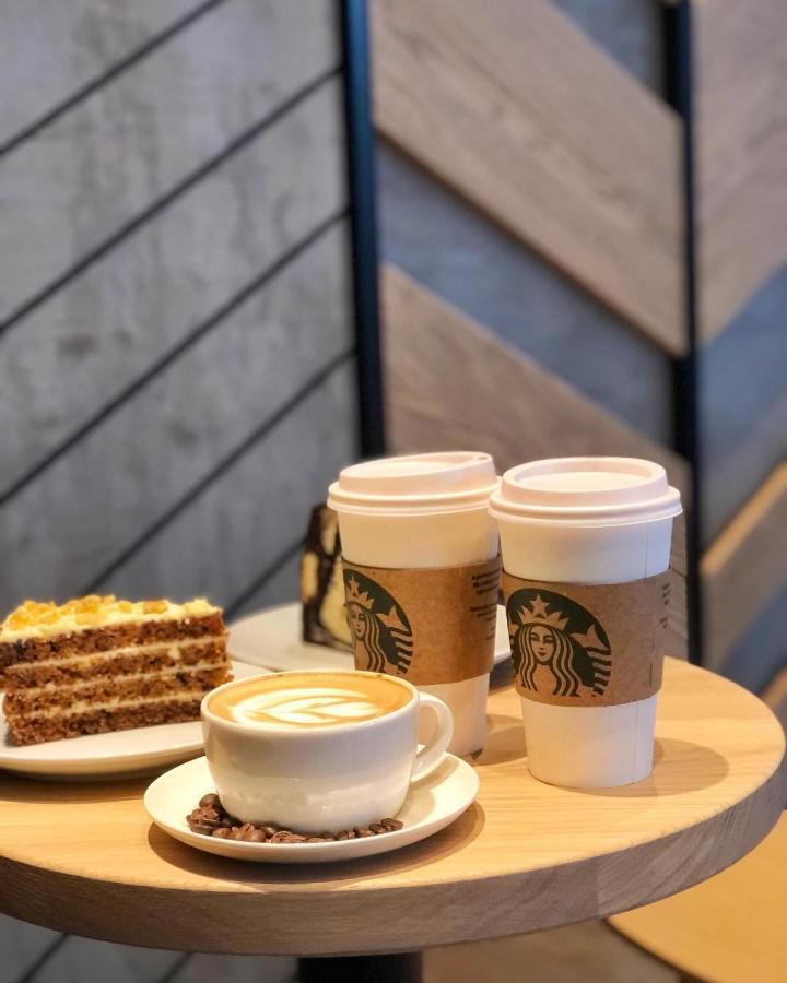Cher Hotel & Spa Taksim Istanbul Exterior photo Starbucks coffee