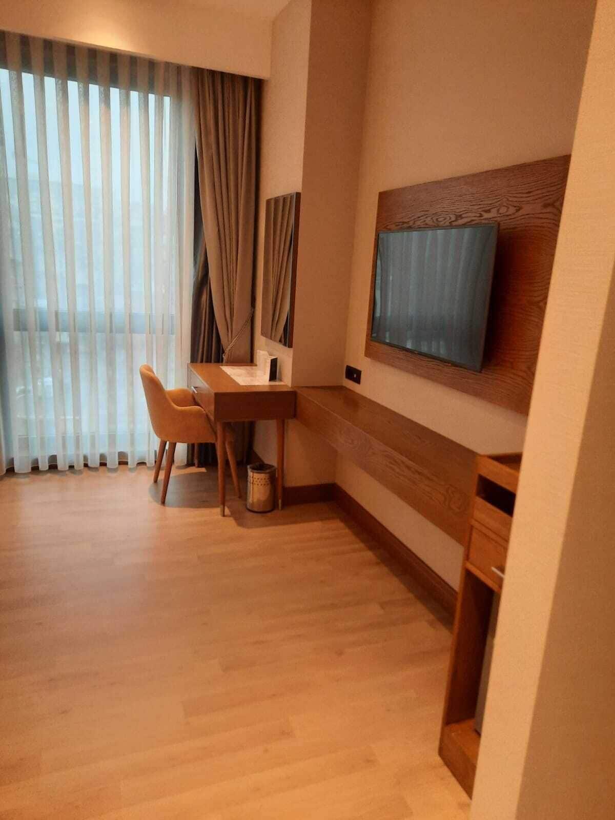 Cher Hotel & Spa Taksim Istanbul Exterior photo A room at the hotel