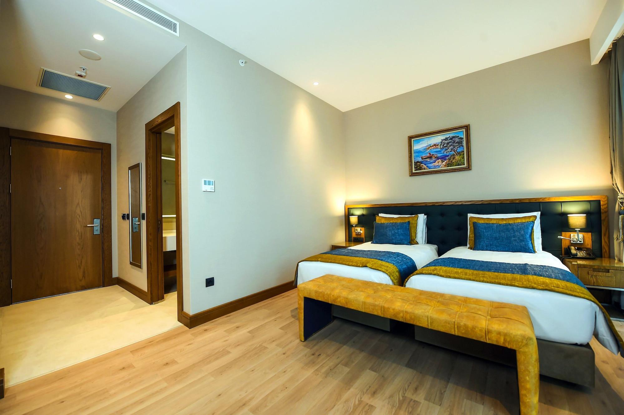 Cher Hotel & Spa Taksim Istanbul Exterior photo Deluxe Room